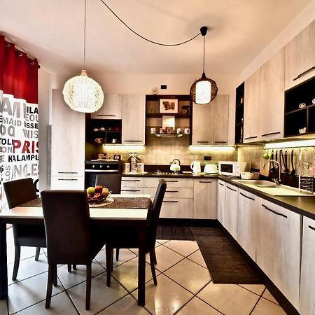 Modern Apartment Halfway Between Milan And Como Cogliate Екстериор снимка